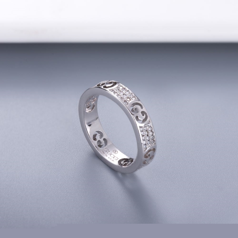 G*u*i rings